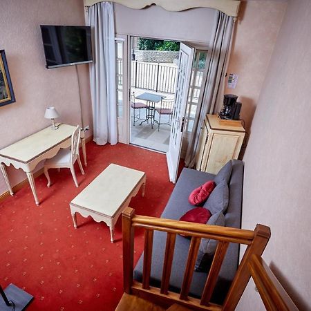 Residence Hoteliere Du Domaine Chablis Buitenkant foto