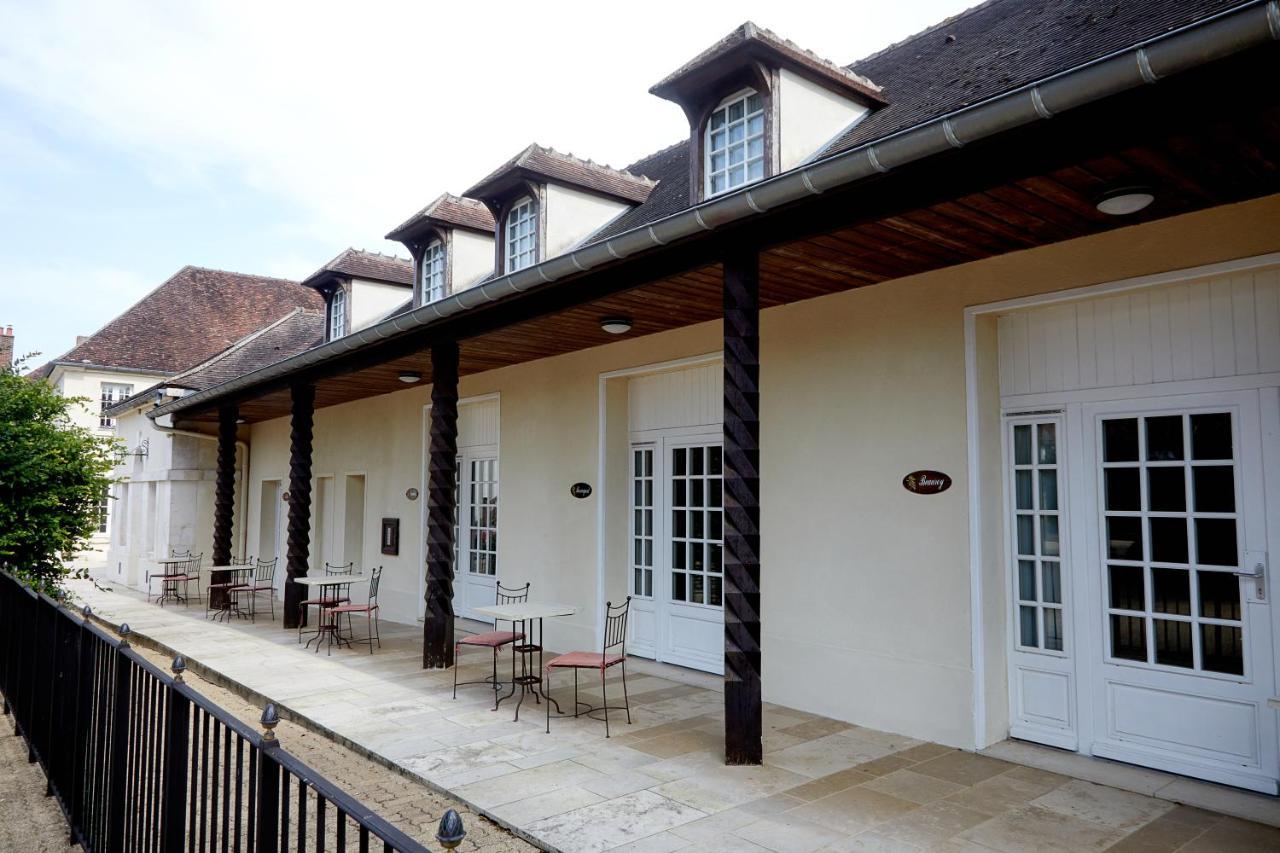 Residence Hoteliere Du Domaine Chablis Buitenkant foto