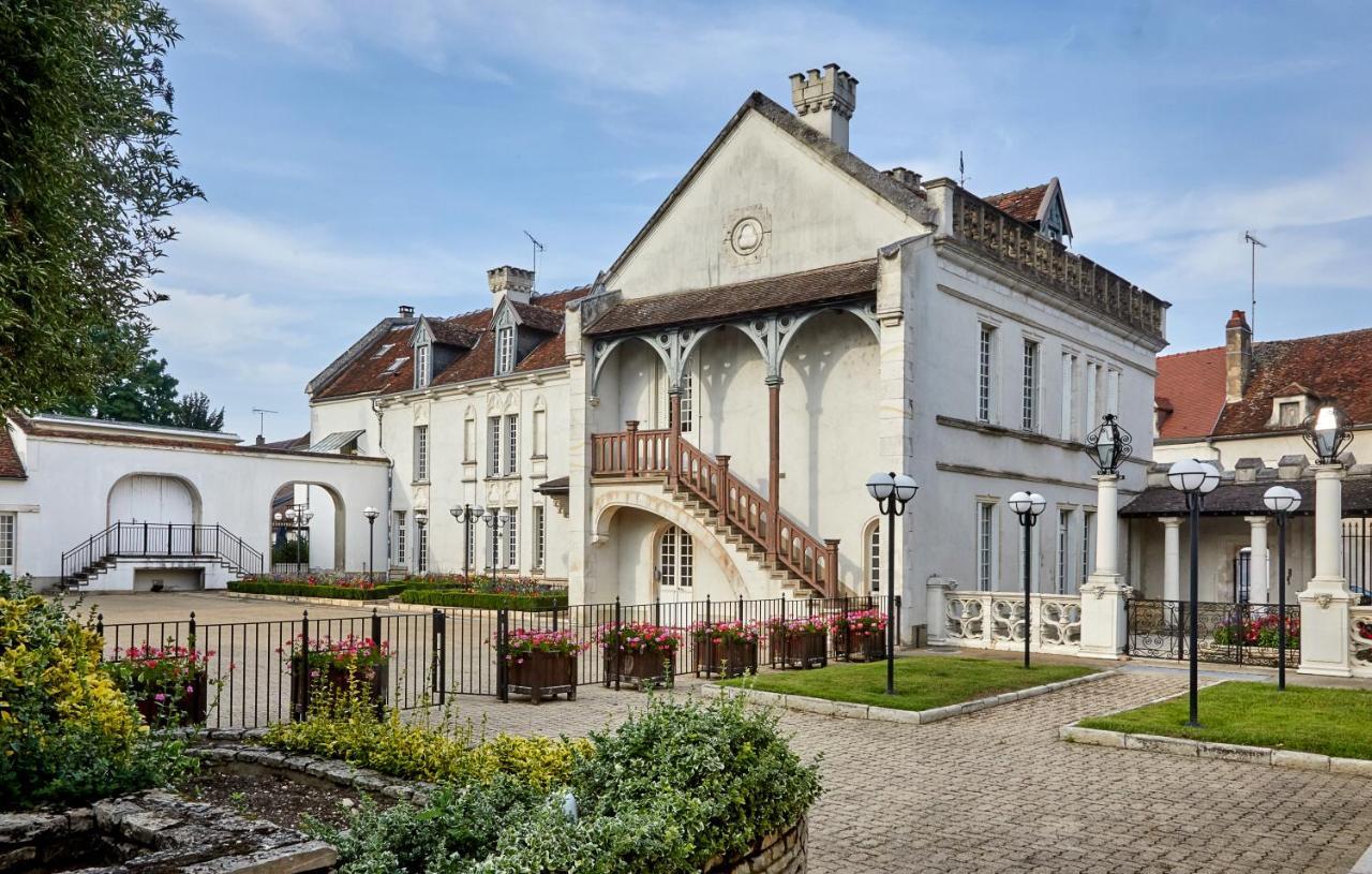 Residence Hoteliere Du Domaine Chablis Buitenkant foto
